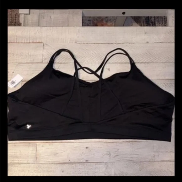 Old Navy Womens Size 4X Strappy Sports Bra Light Support Solid Classic Black - Picture 12 of 14